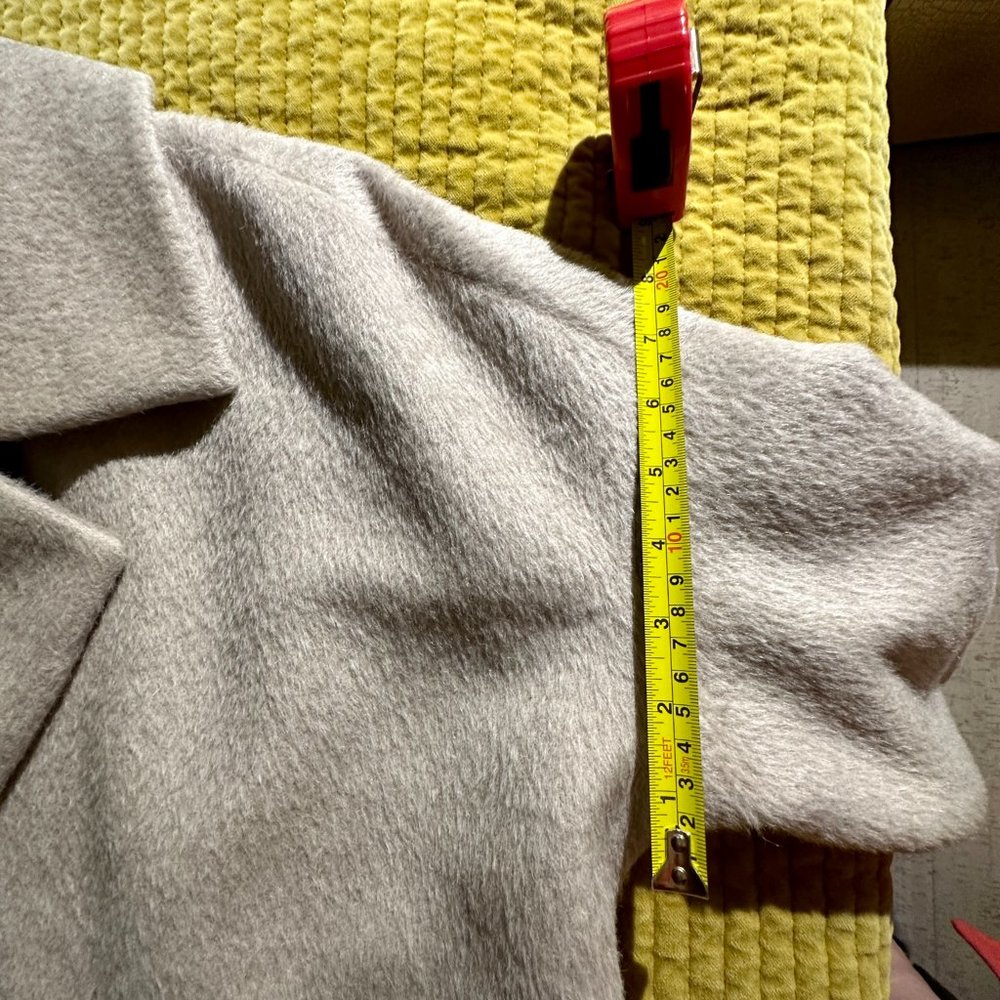 EUC Coat baby alpaca and wool blend size L - Picture 9 of 10